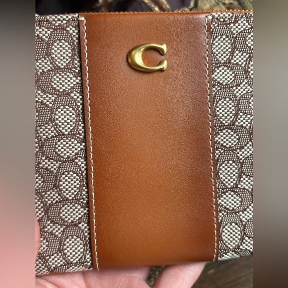 Authentic COACH 1941 micro sign. jacquard/refined calf leather zip top wristlet - Picture 14 of 14